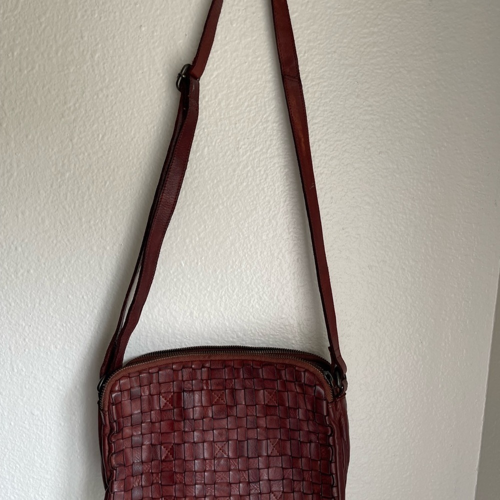 Ashewood Three Section Vintage Woven Leather Shoulder Bag